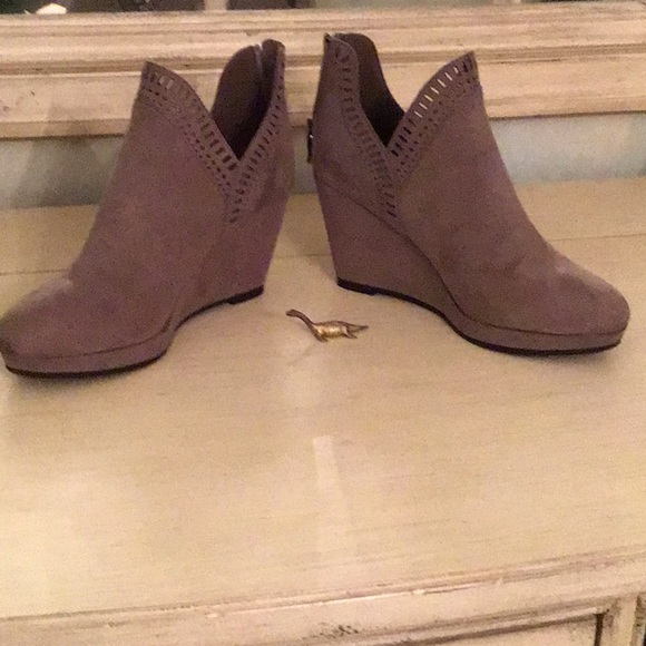 Booties - Picture 4 of 4